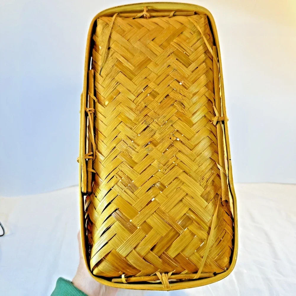 Vintage Handwoven Basket Philippines 12x7x6 Boho Herringbone Zigzag Woven EVC